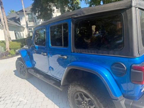 Used 2023 Jeep Wrangler Unlimited Rubicon 4xe AWD/4WD image 6