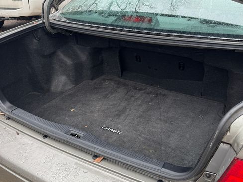 Used 2001 Toyota Camry LE image 5