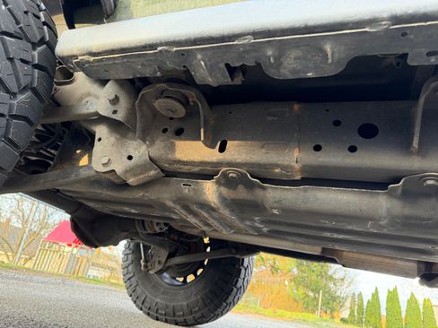 Used 2020 Jeep Wrangler Unlimited Rubicon w/ Cold Weather Group image 11