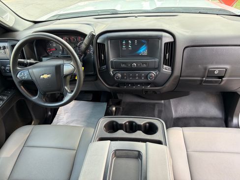 Used 2018 Chevrolet Silverado 2500 W/T w/ WT Convenience Package AWD/4WD image 15