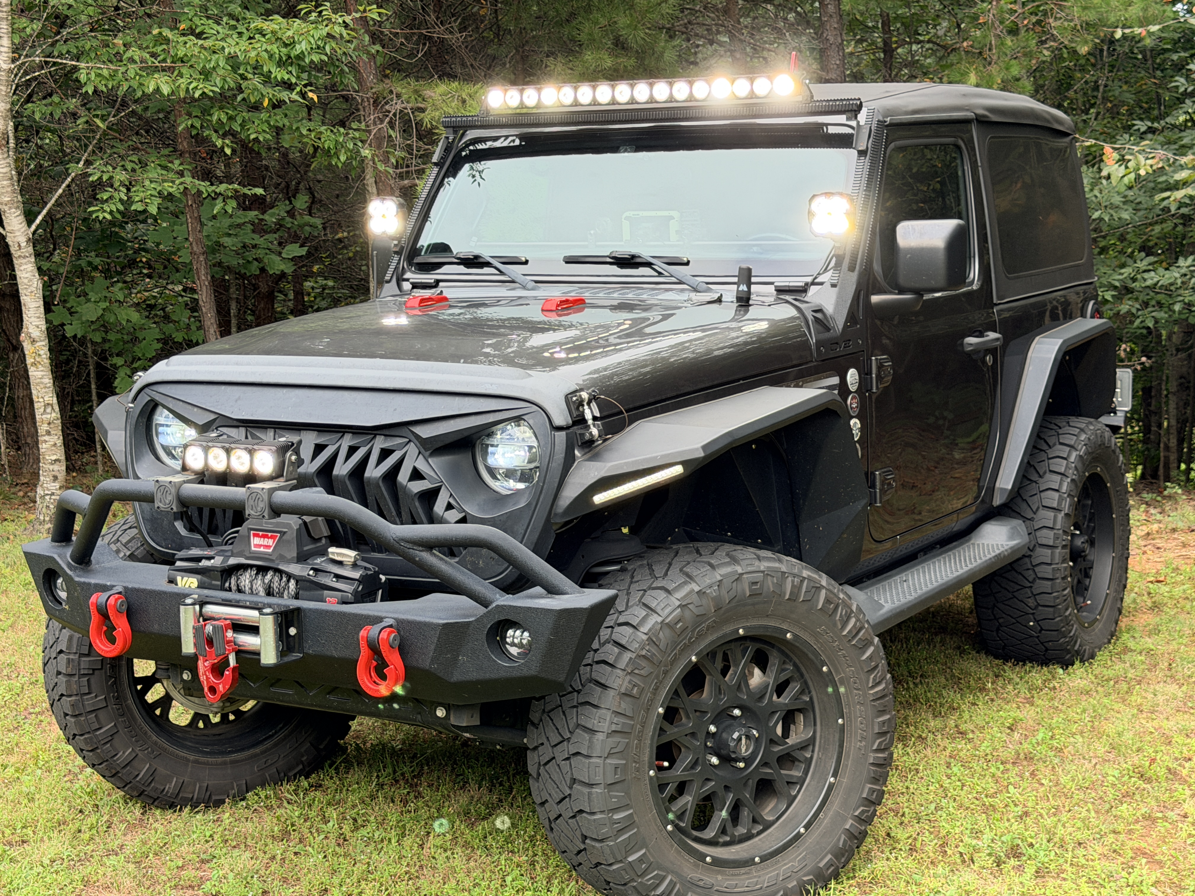 Used 2018 Jeep Wrangler Sport AWD/4WD image 9