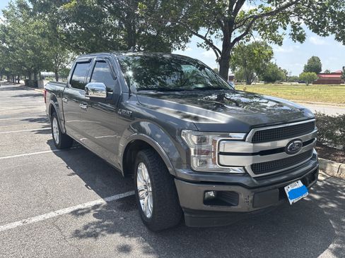 Used 2019 Ford F150 Platinum RWD image 1