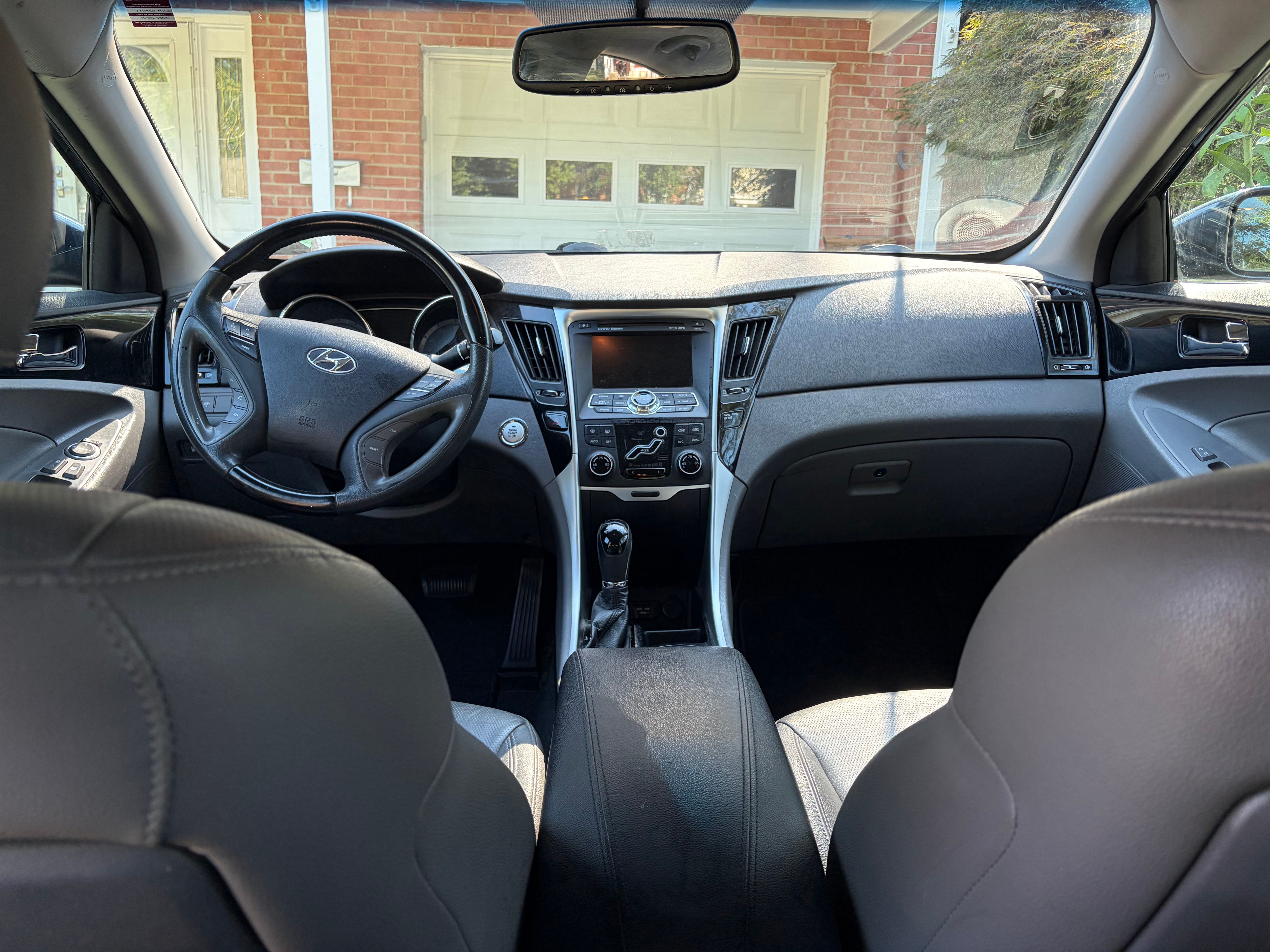 Used 2011 Hyundai Sonata Limited w/ Navigation Pkg 5 FWD image 9
