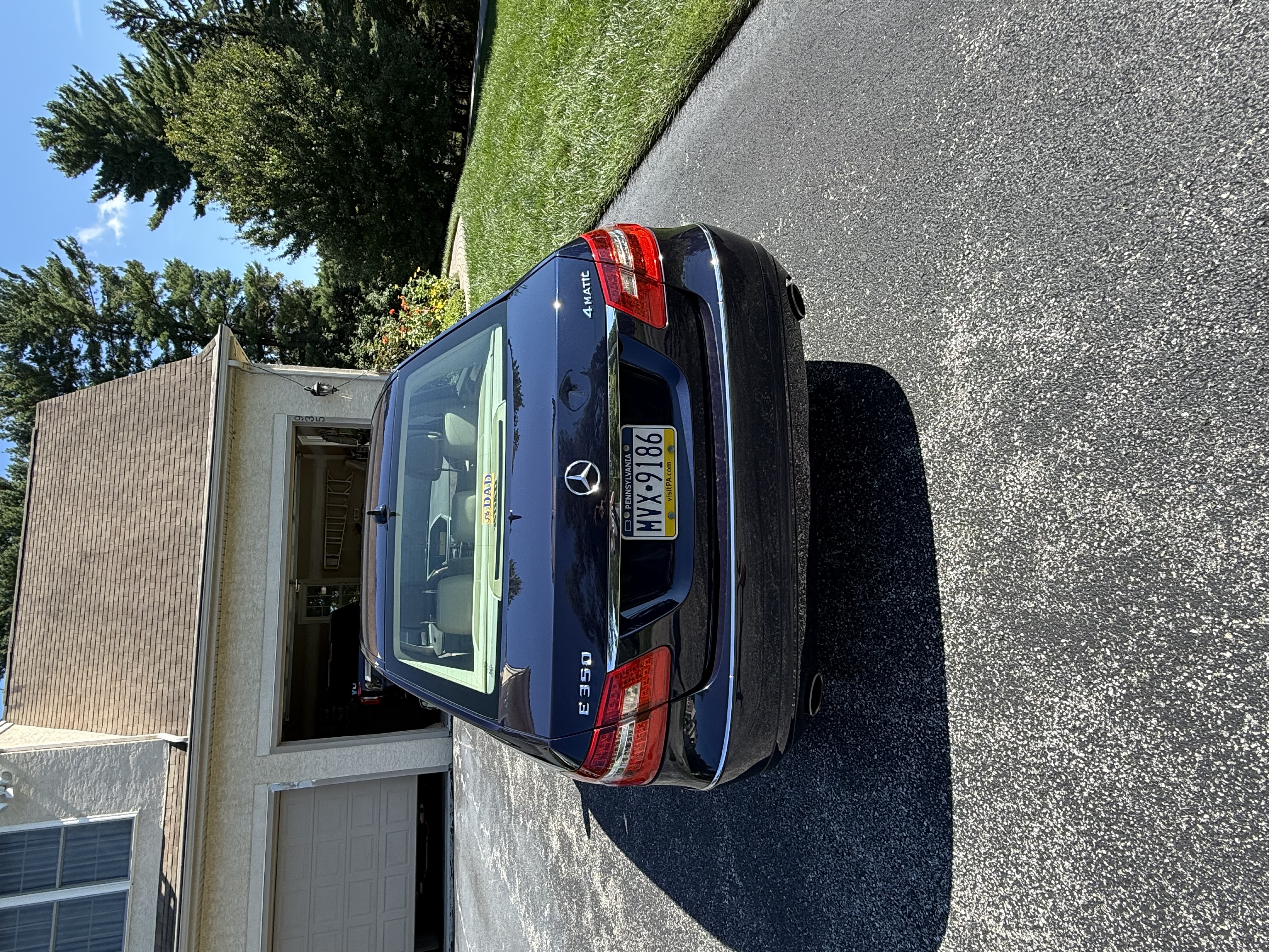 Used 2012 Mercedes-Benz E 350 4MATIC Sedan image 4