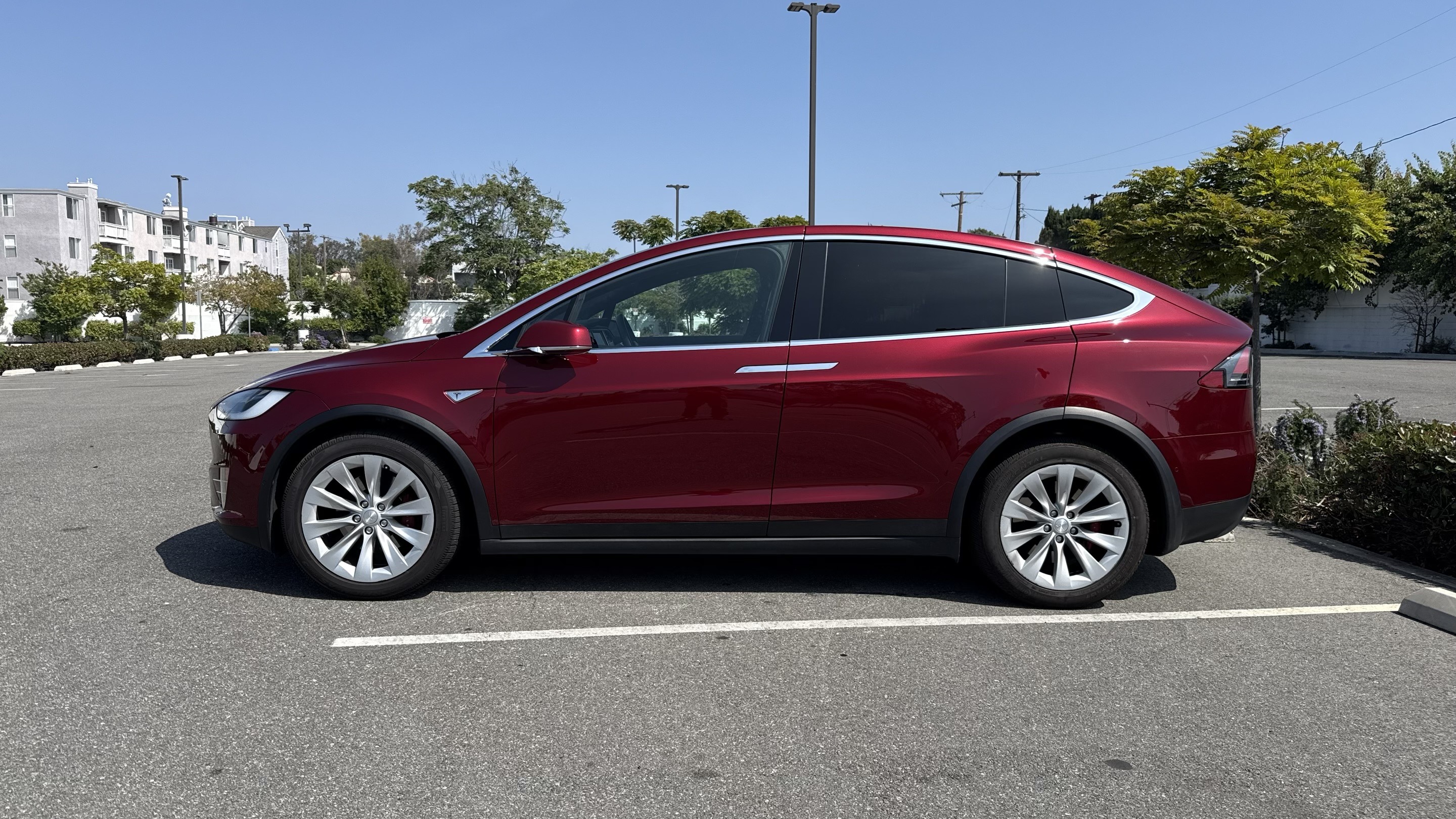Used 2016 Tesla Model X Performance AWD/4WD image 4