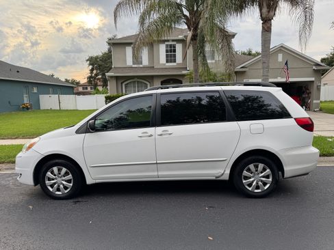 Used 2005 Toyota Sienna CE FWD image 6
