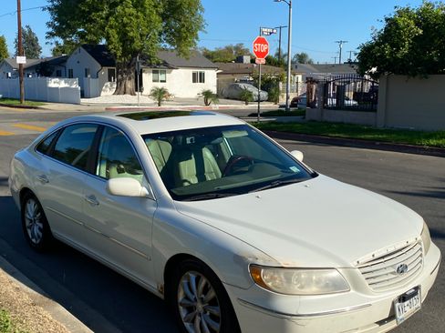 Used 2007 Hyundai Azera Limited FWD image 4