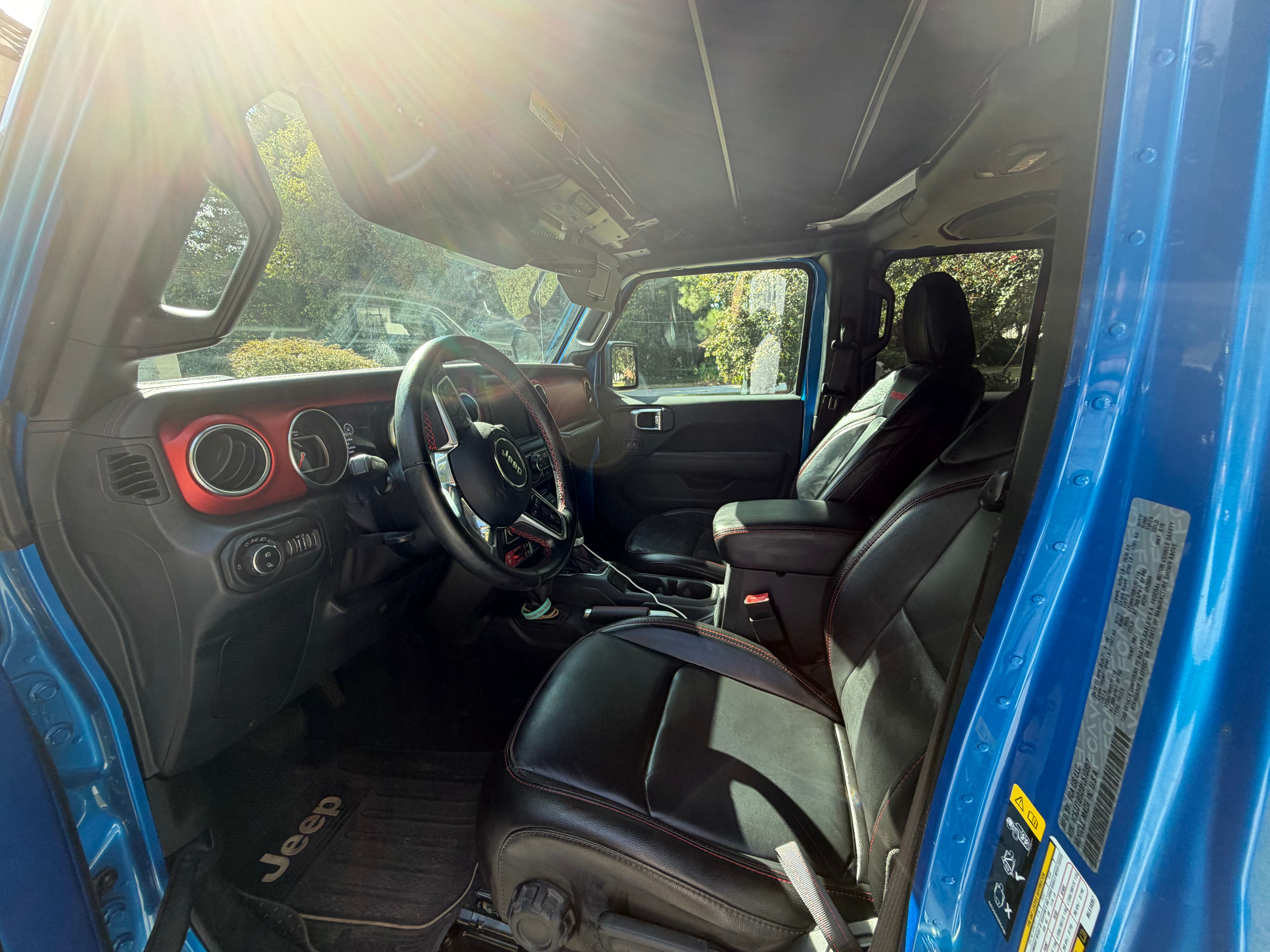 Used 2021 Jeep Gladiator Rubicon AWD/4WD image 19