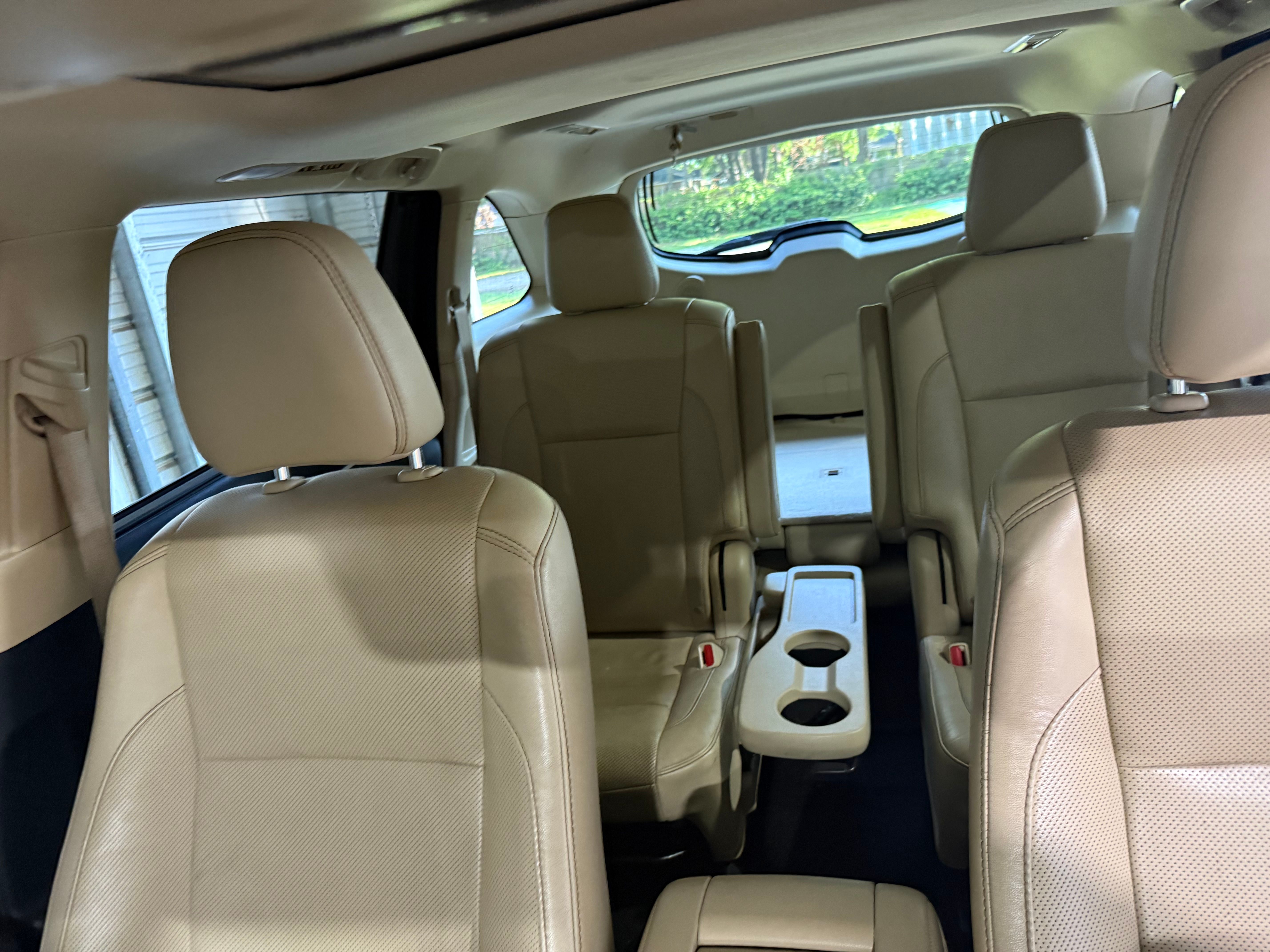 Used 2016 Toyota Highlander Limited FWD image 11