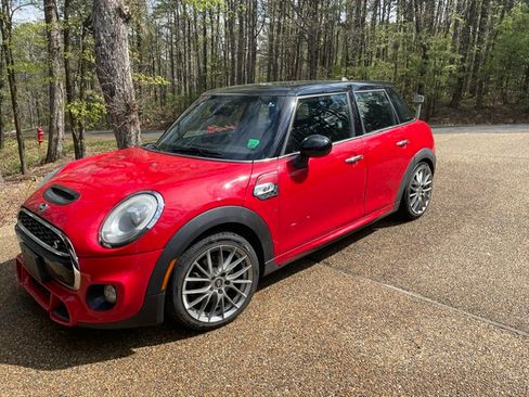 Used 2015 MINI Cooper S FWD image 2