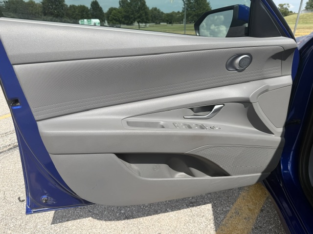 Used 2022 Hyundai Elantra Blue w/ Cargo Package FWD image 14