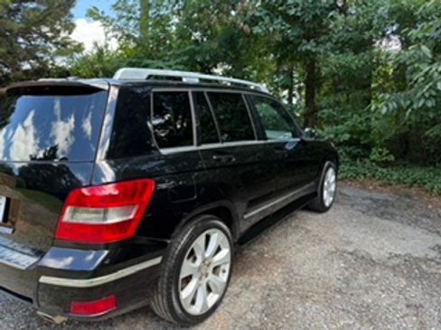 Used 2010 Mercedes-Benz GLK 350 2WD image 32