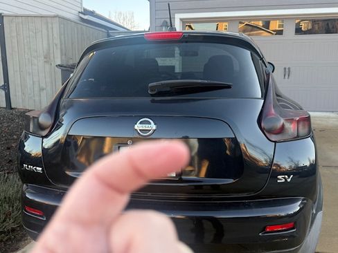 Used 2011 Nissan Juke SV image 5