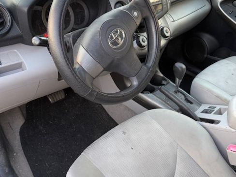 Used 2009 Toyota RAV4 2WD image 11