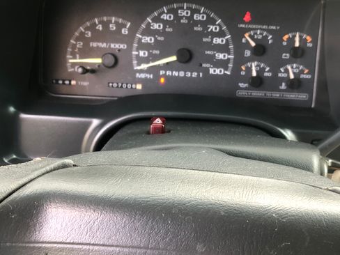 Used 1997 Chevrolet Silverado 1500 2WD Extended Cab w/ Preferred Equipment Group 2 image 10