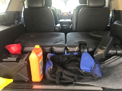 Used 2013 Cadillac Escalade Luxury image 21