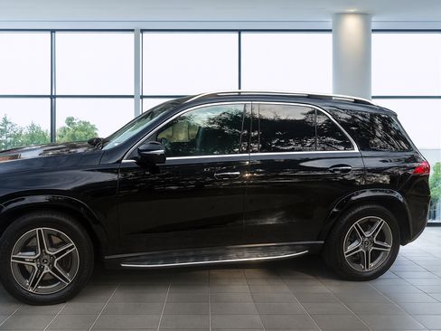 Used 2024 Mercedes-Benz GLE 350 4MATIC image 2