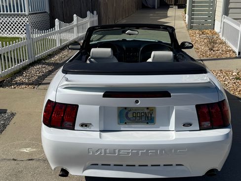 Used 1999 Ford Mustang GT RWD image 15