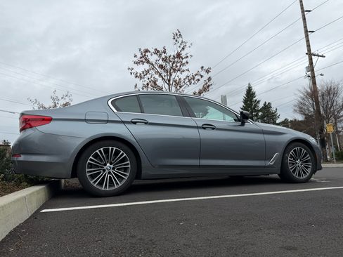 Used 2019 BMW 530i w/ Convenience Package image 8