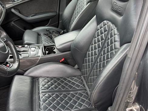 Used 2017 Audi S6 Prestige w/ S6 Sport Package image 14