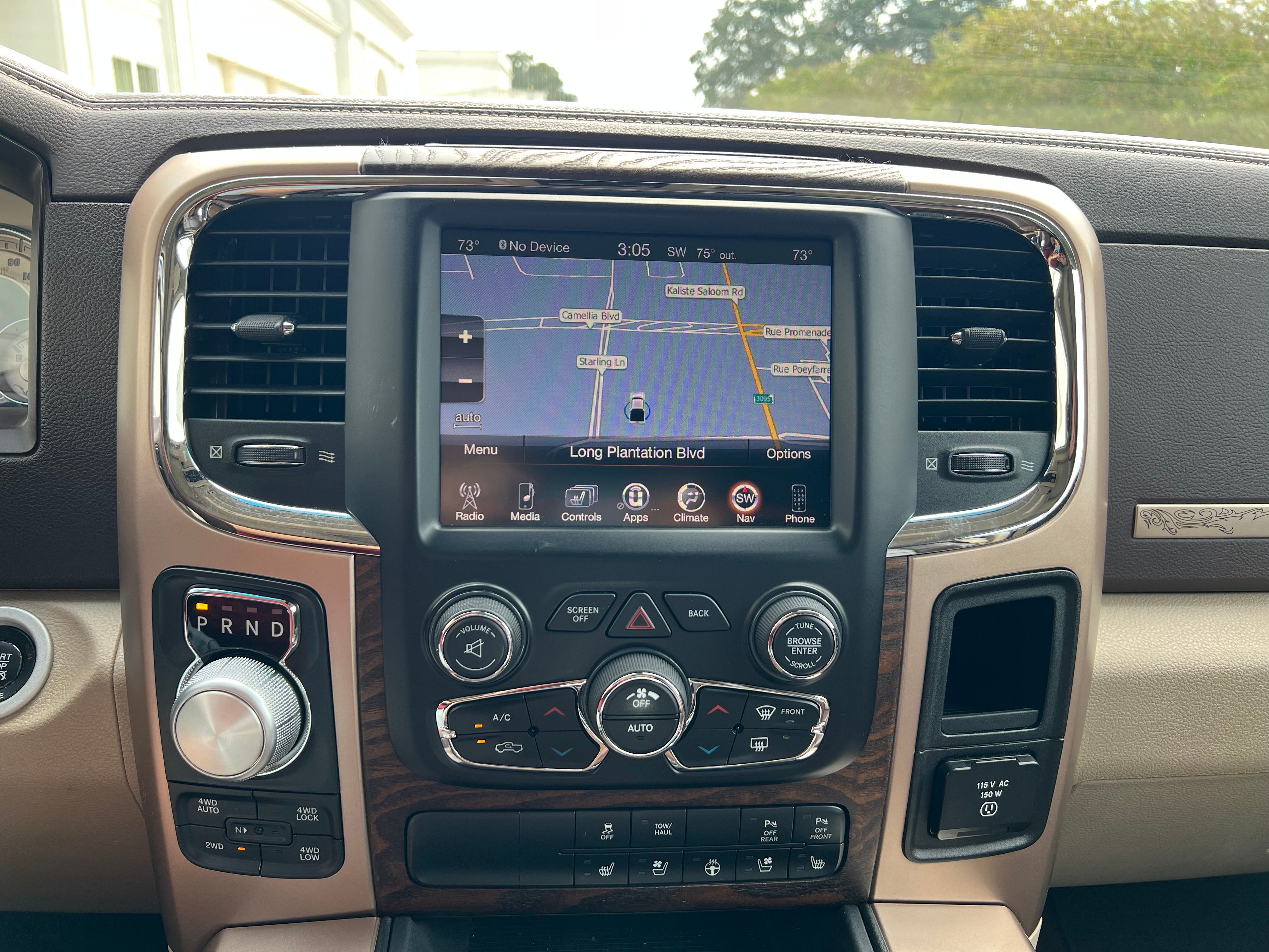 Used 2016 RAM 1500 Laramie Longhorn w/ Convenience Group AWD/4WD image 19