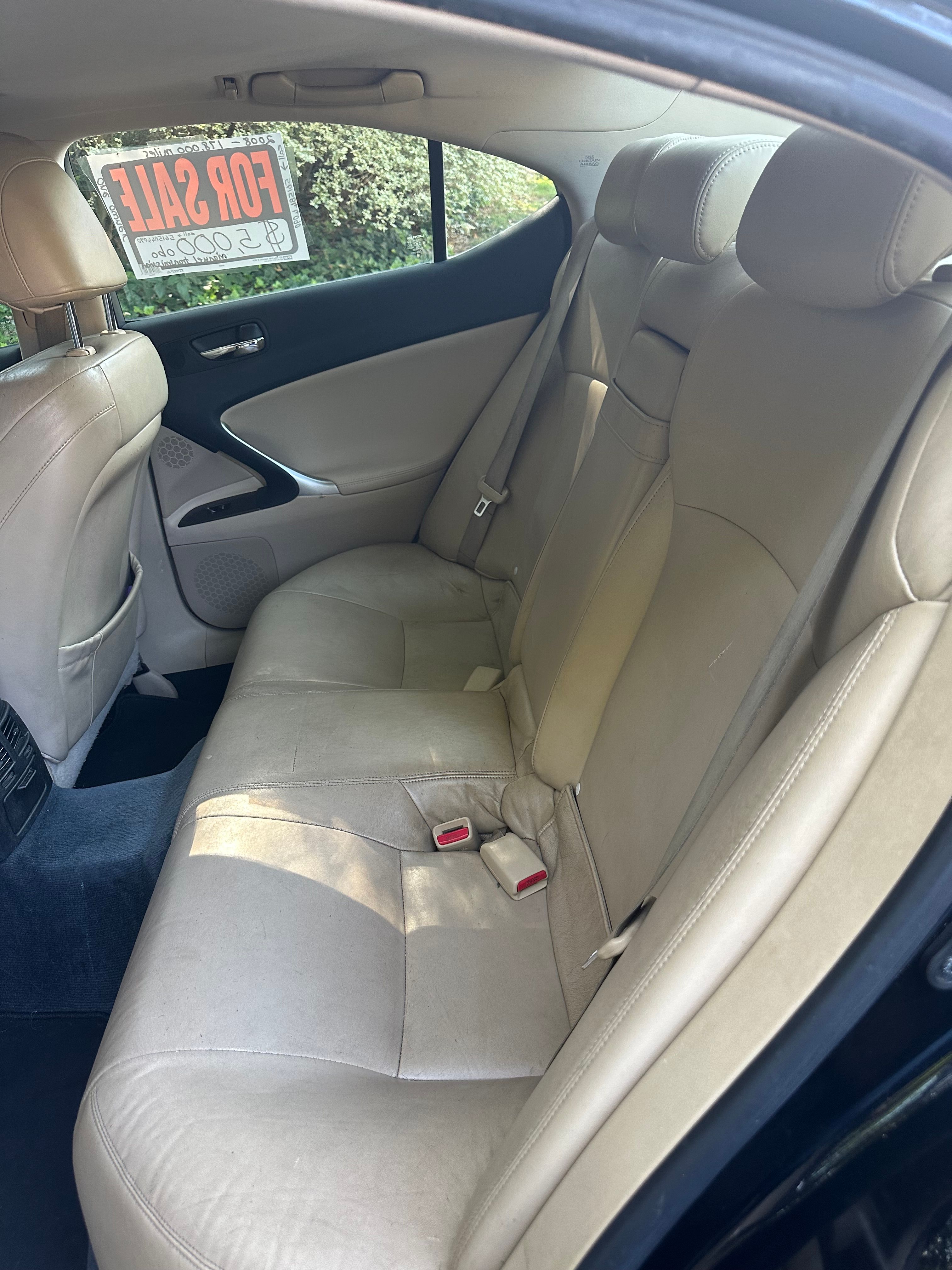 Used 2008 Lexus IS 250 w/ Preferred Accessory Pkg RWD image 13
