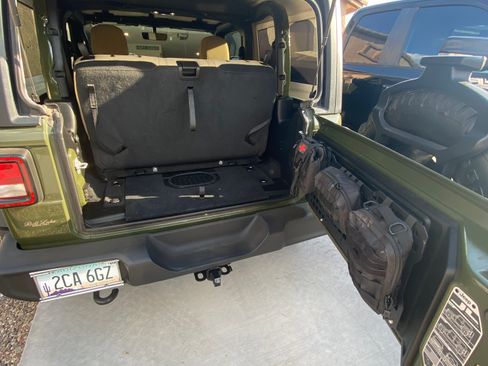 Used 2021 Jeep Wrangler Sport image 5