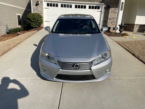 Used 2013 Lexus ES 350 w/ Luxury Pkg image 9