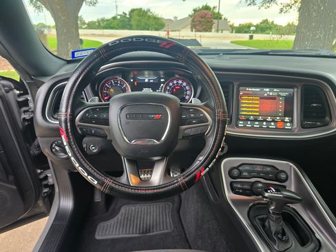 Used 2019 Dodge Challenger R/T Scat Pack image 27