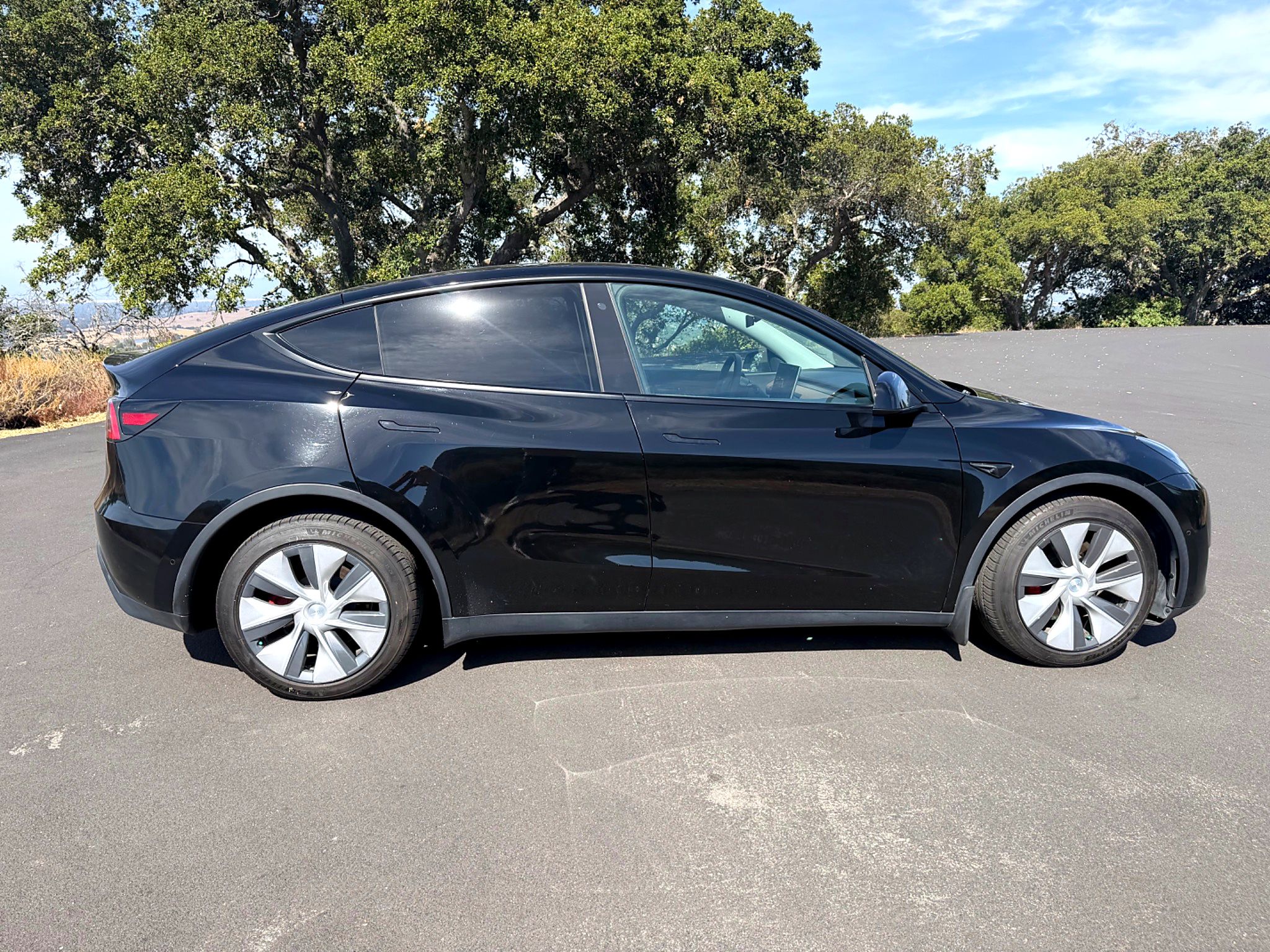 Used 2020 Tesla Model Y Long Range AWD/4WD image 5
