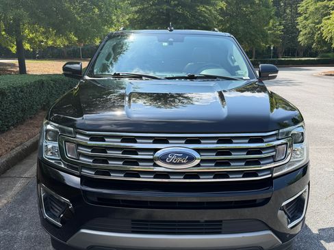 Used 2020 Ford Expedition Max Limited RWD image 2