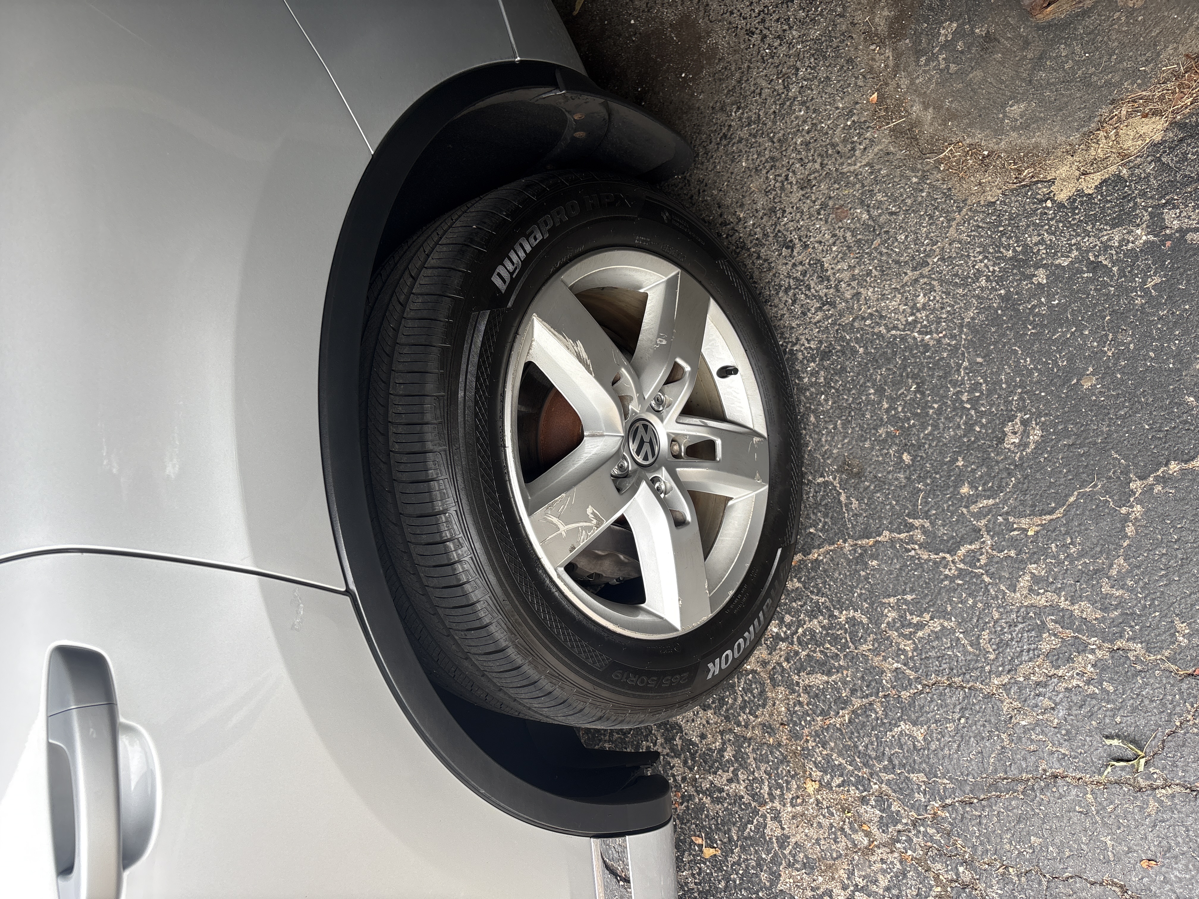 Used 2013 Volkswagen Touareg VR6 AWD/4WD image 6