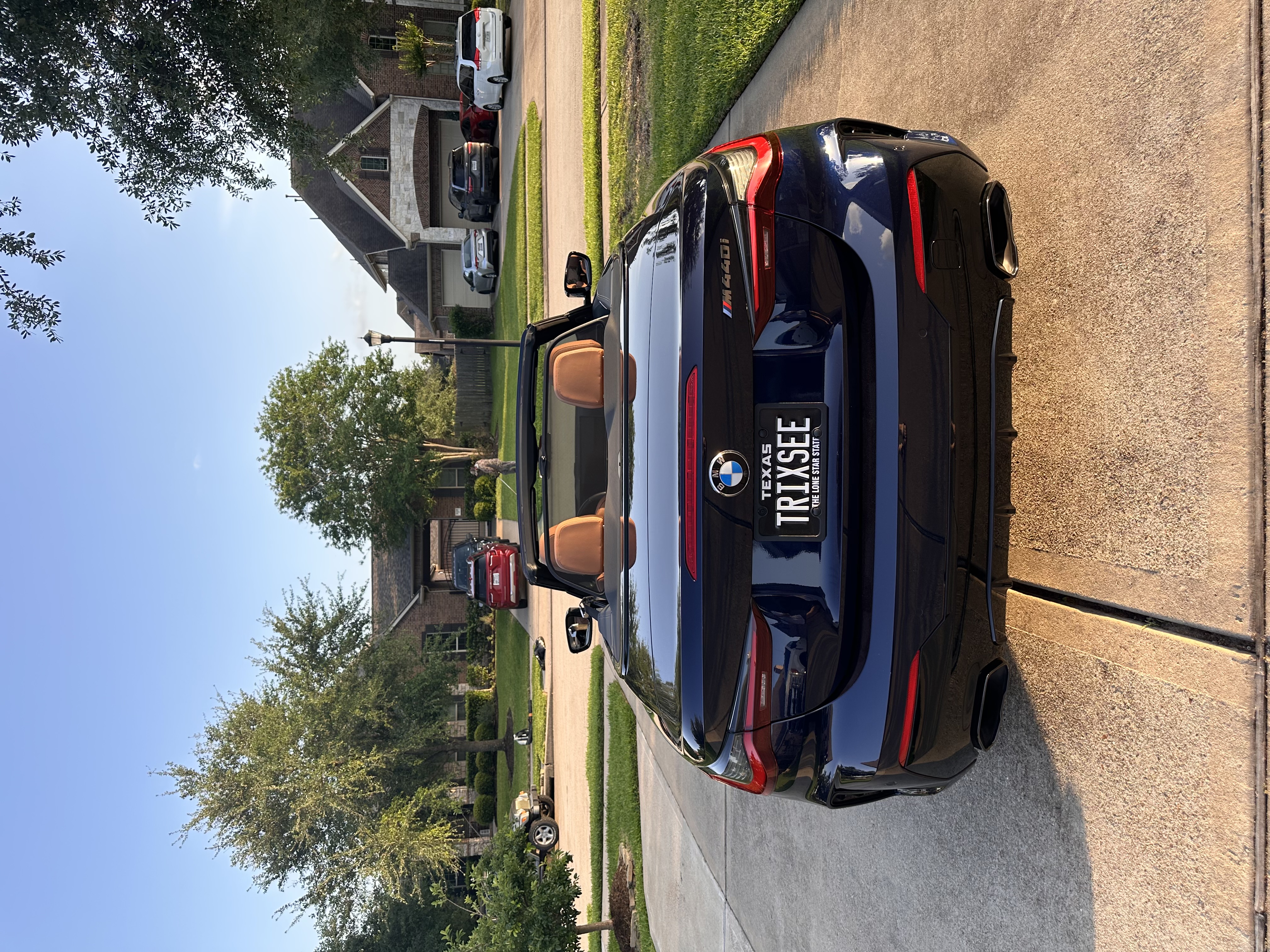 Used 2024 BMW M440i Convertible RWD image 2