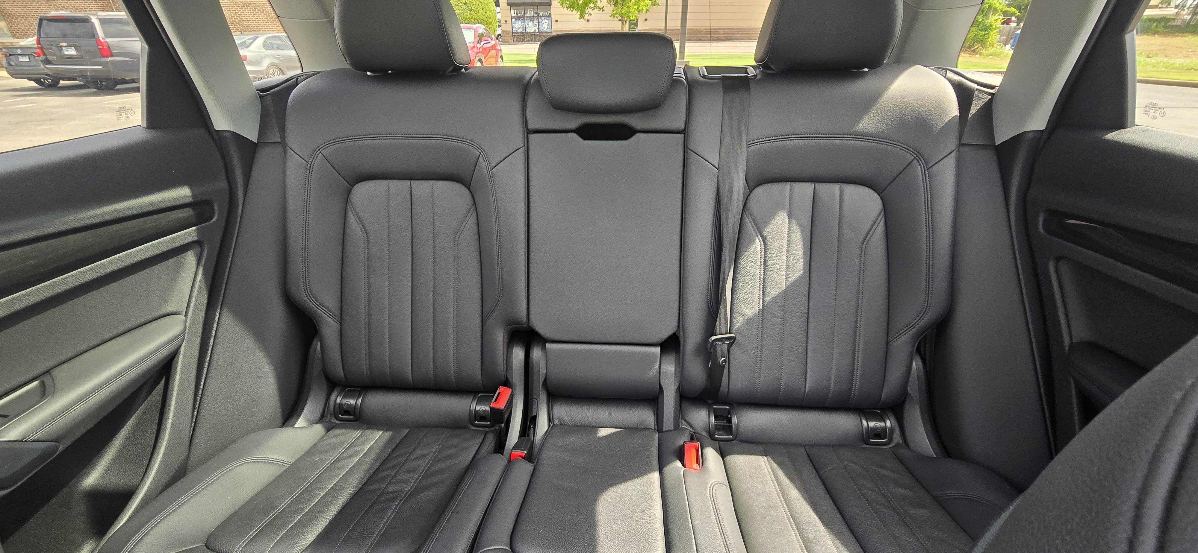 Used 2019 Audi Q5 2.0T Premium Plus w/ Premium Plus Package AWD/4WD image 9