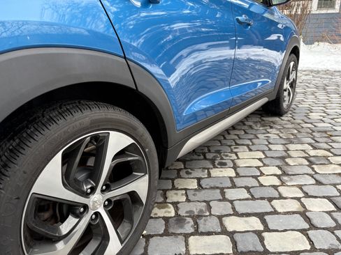 Used 2017 Hyundai Tucson Sport w/ Cargo Package image 9