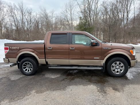 Used 2011 Ford F150 Lariat w/ Lariat Chrome Pkg image 5