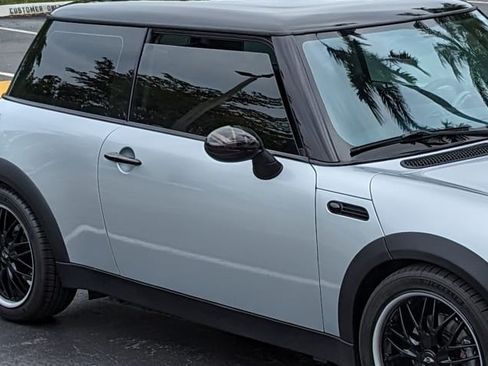 Used 2004 MINI Cooper Hardtop image 12