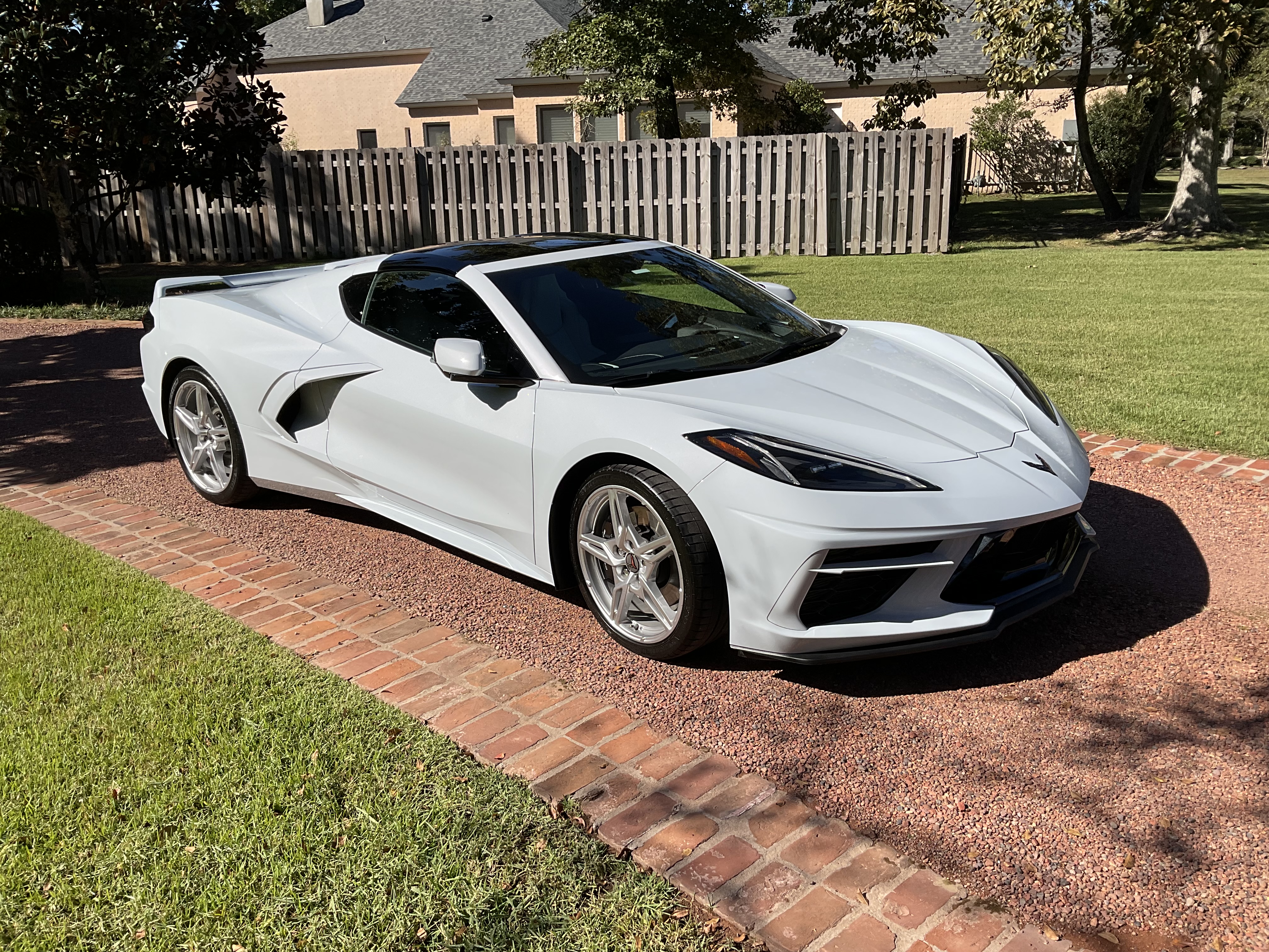 Used 2023 Chevrolet Corvette Stingray Preferred Cpe w/ Z51 Performance Package RWD image 9