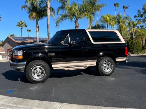 Used 1996 Ford Bronco image 6
