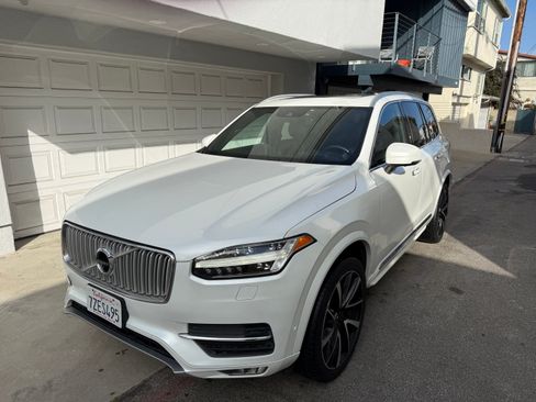 Used 2018 Volvo XC90 T6 Inscription w/ Convenience Package image 1