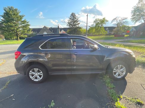 Used 2013 Chevrolet Equinox LT image 1