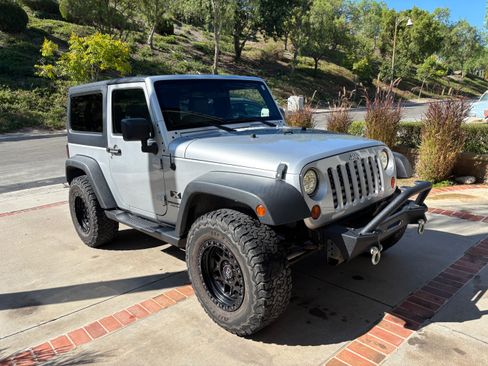 Used 2009 Jeep Wrangler X AWD/4WD image 10