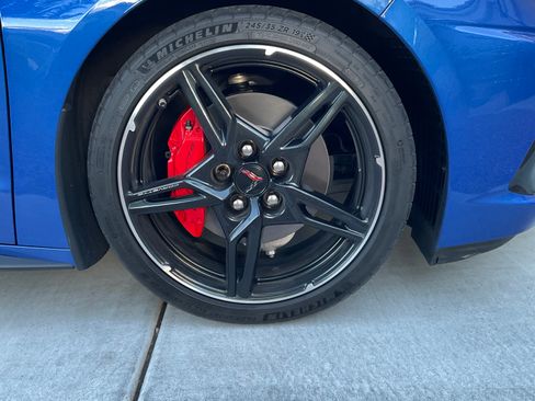 Used 2022 Chevrolet Corvette Stingray Coupe w/ 1LT image 26