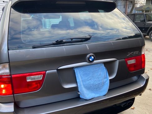 Used 2005 BMW X5 4.4i image 2