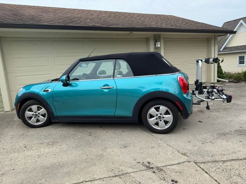 Used 2016 MINI Cooper Convertible FWD image 10