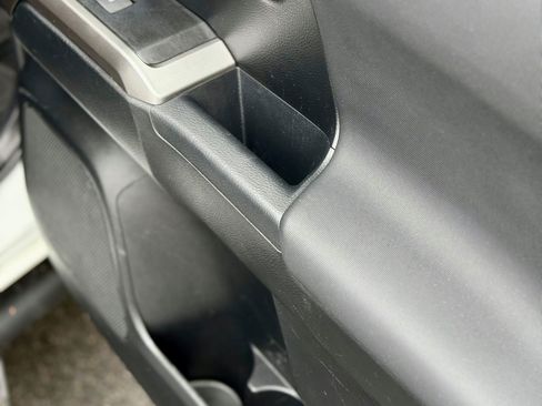 Used 2021 Toyota Tacoma SR5 image 9