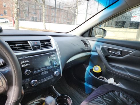 Used 2015 Nissan Altima 2.5 SV image 14