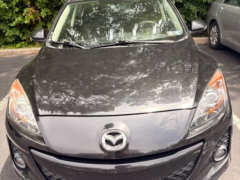 Used 2012 MAZDA MAZDA3 s Touring FWD image 1
