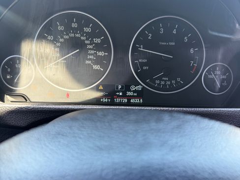 Used 2016 BMW 320i Sedan RWD image 15