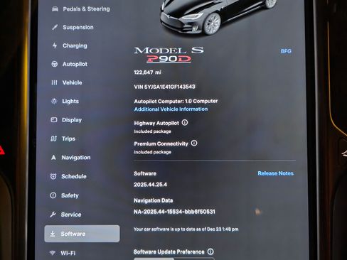 Used 2016 Tesla Model S P90D image 17